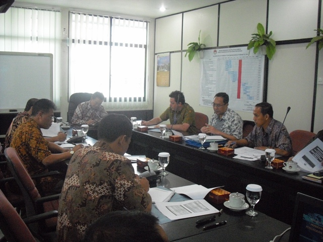 RAPAT KUR ALUTSISTA