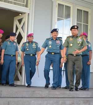 TNI Selenggarakan Natal Bersama Rakyat