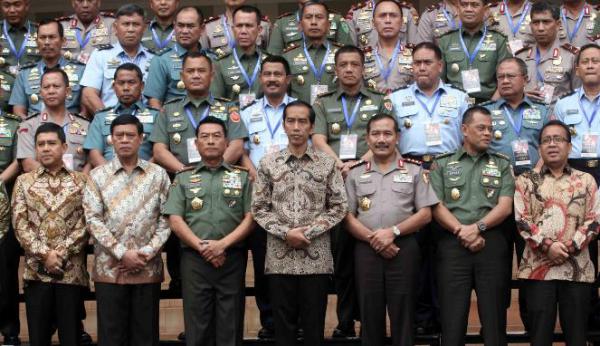 Presiden minta TNI-Polri utamakan pencegahan terorisme