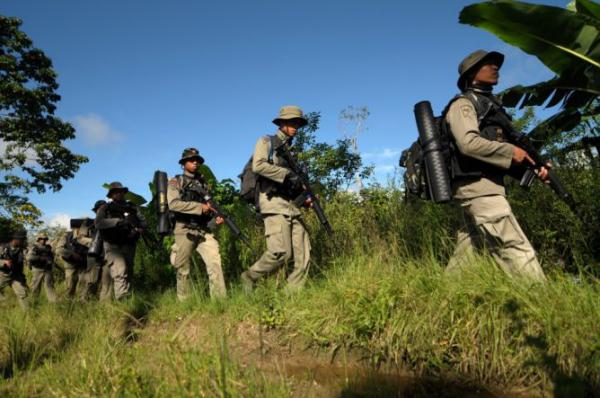 Gubernur Sulteng Minta TNI Atasi Teroris Poso