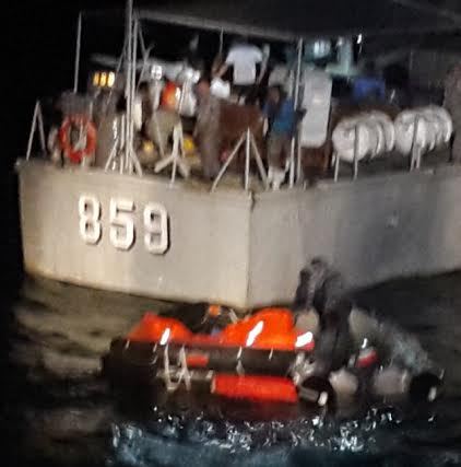 4 Kapal Perang TNI AL Berhasil Evakuasi Tim Riset KKP dari Lautan