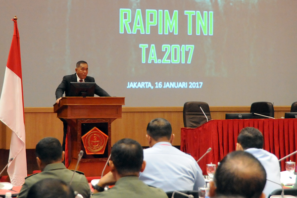 menhan-pembicara-rapim-tni-2017