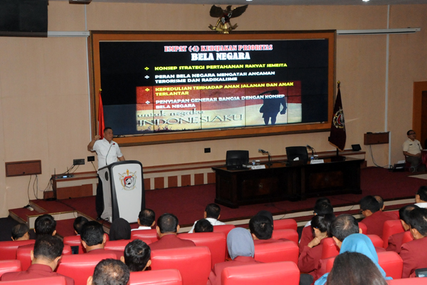 1-menhan-kuliah-umum-mahasiswa-unhan