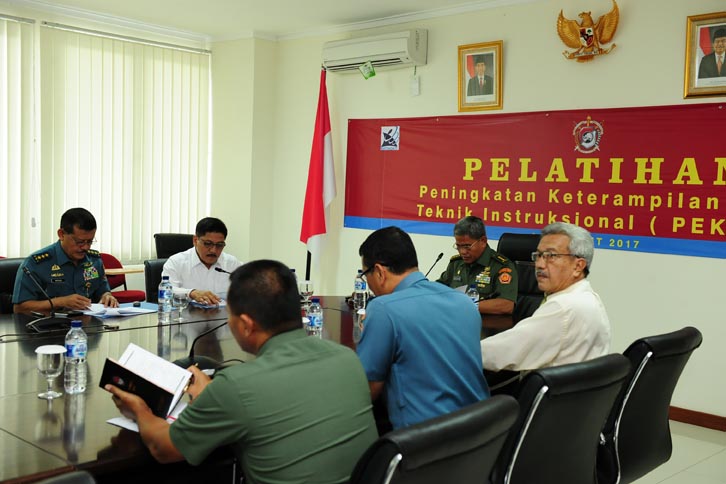 060317 Pelatihan Pekerti di Unhan