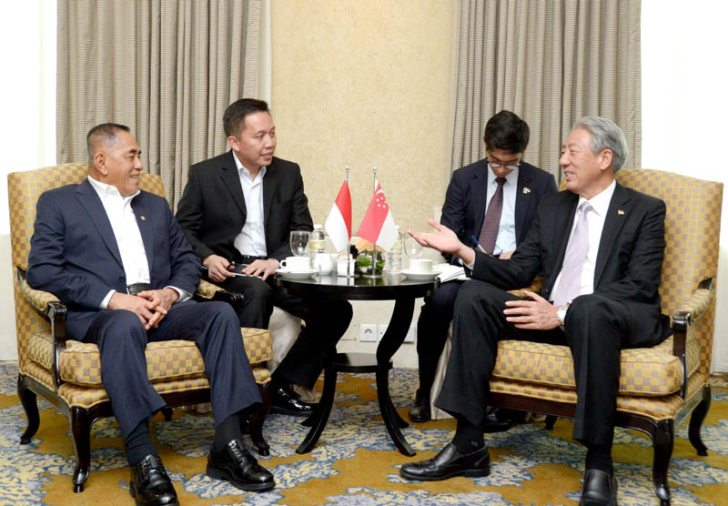 menhan bertemu deputy prime minister singapura 6 mar 2017-ok
