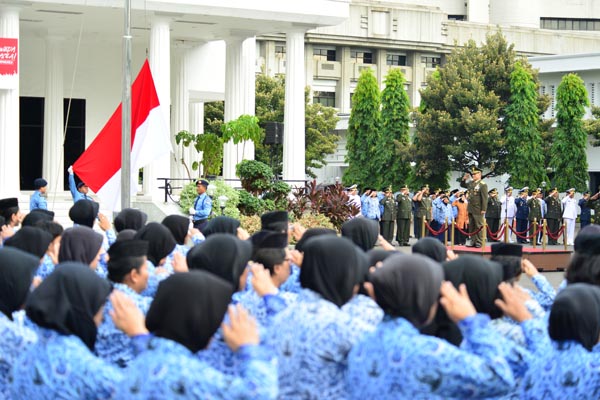 010617 Upacara Hari Pancasila