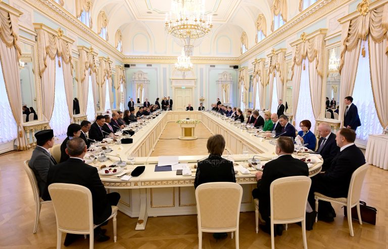 3 Langkah Diplomatik Menhan Sjafrie Bersama Presiden Prabowo di Rusia Pertemuan Presiden Prabowo dengan Presiden Vladimir Putin